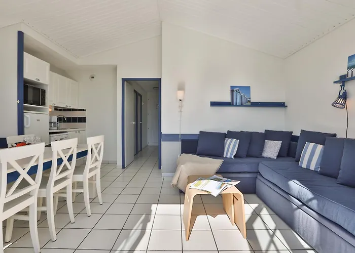 Pierre & Le Domaine De Bourgenay 3*