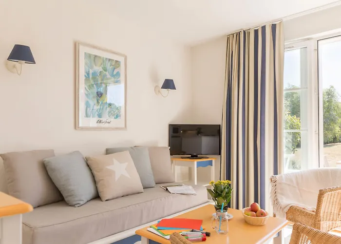 Pierre & Le Domaine De Bourgenay