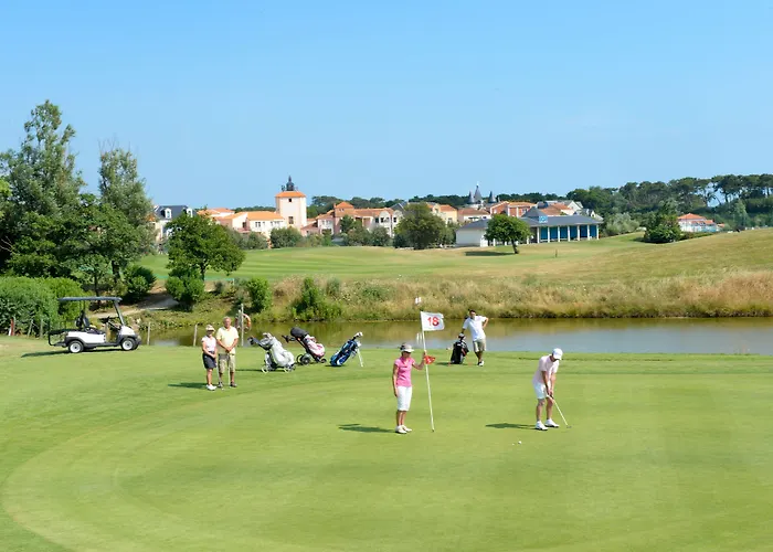 Apart-hotel Pierre & Le Domaine De Bourgenay