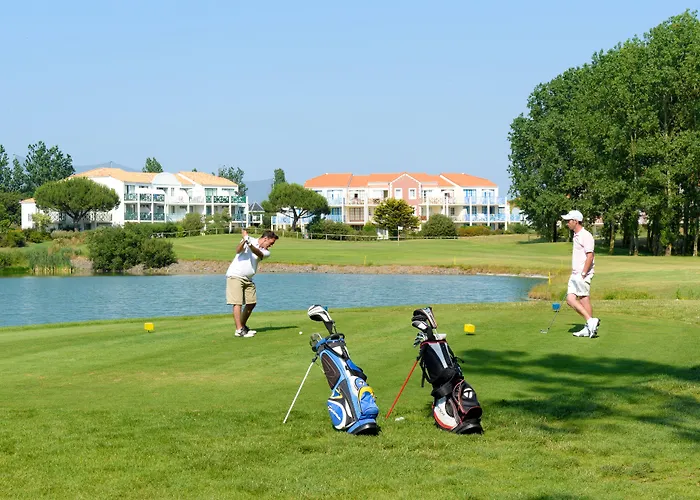 Pierre & Le Domaine De Bourgenay 3*