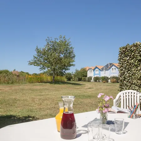 Pierre & Le Domaine De Bourgenay Talmont-Saint-Hilaire