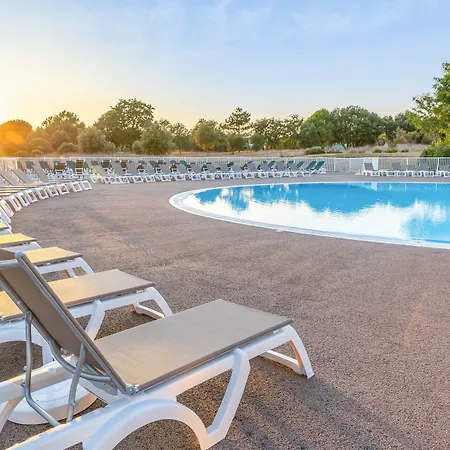 Pierre & Le Domaine De Bourgenay Apartmanhotel 3*