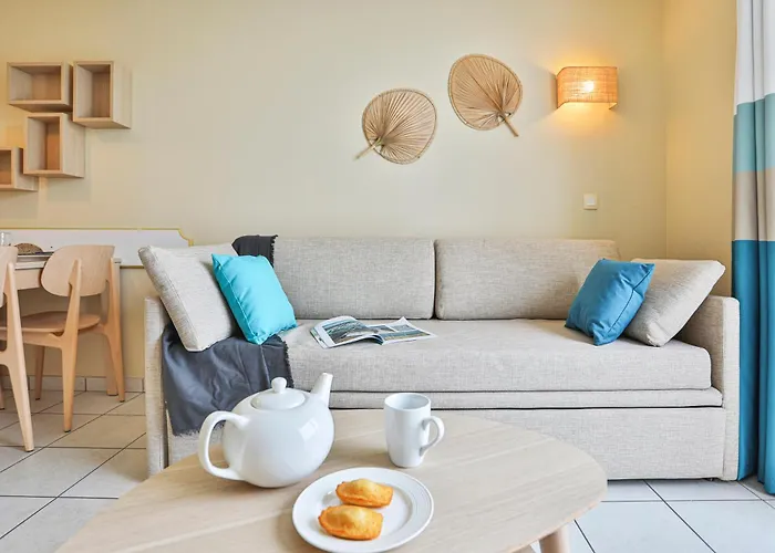 Apartmanhotel Pierre & Le Domaine De Bourgenay 3*