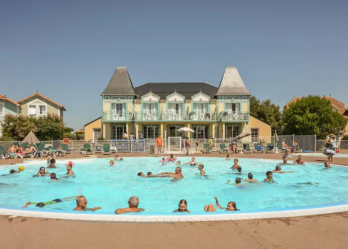 Pierre & Le Domaine De Bourgenay 3* Talmont-Saint-Hilaire