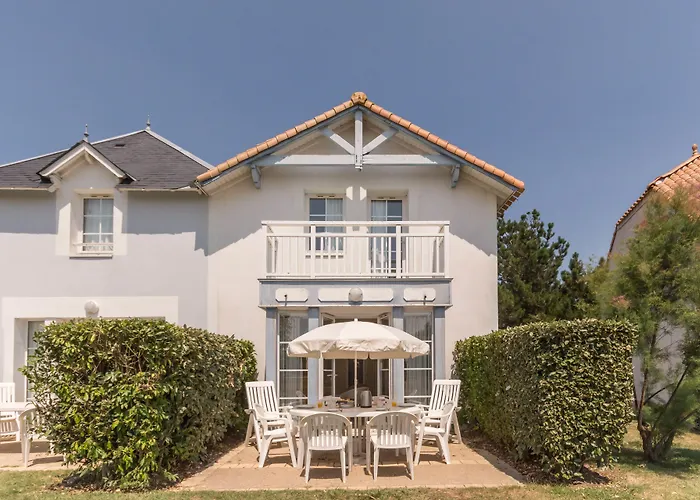 Pierre & Le Domaine De Bourgenay Talmont-Saint-Hilaire