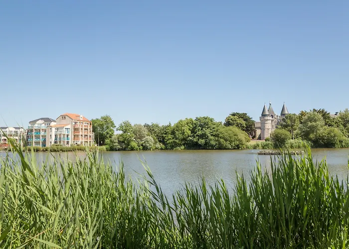 Apartmanhotel Pierre & Le Domaine De Bourgenay 3*