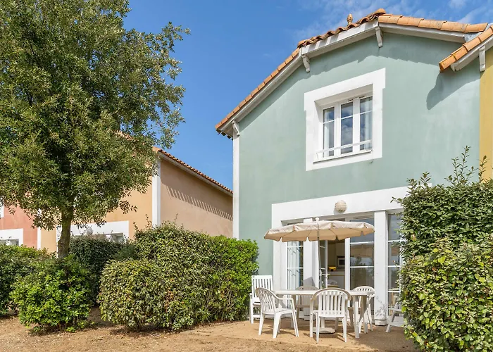 Pierre & Le Domaine De Bourgenay 3* Talmont-Saint-Hilaire